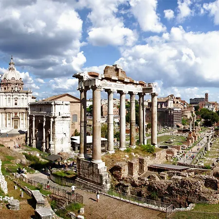 Two Chic Rome