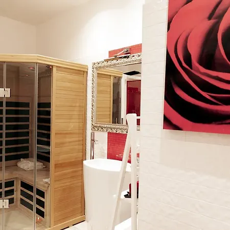 ゲストハウス Two Chic ローマ